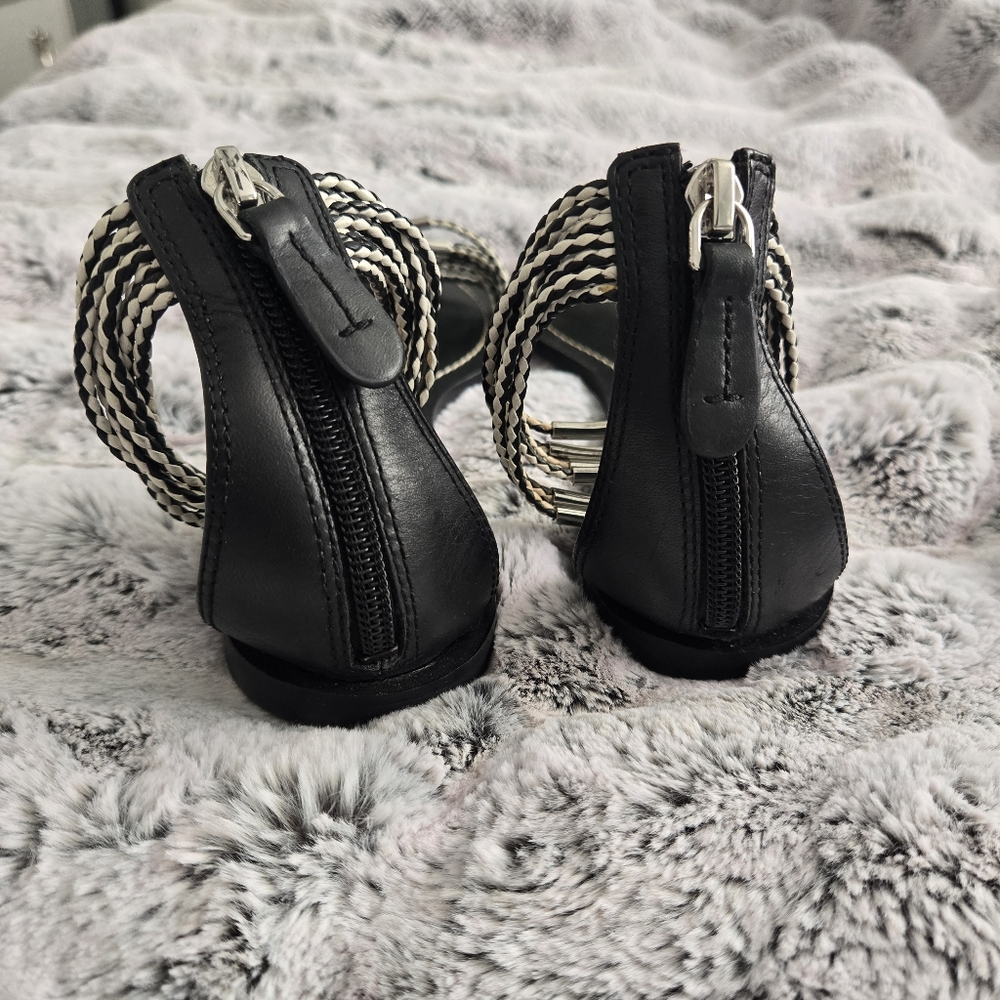 Tory Burch Mignon Braided Leather Sandals - 6.5 - LIKE NEW - Picture 3 of 7